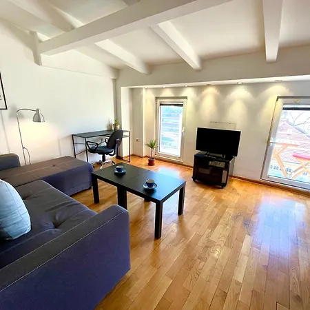 Mirabel Apartment *